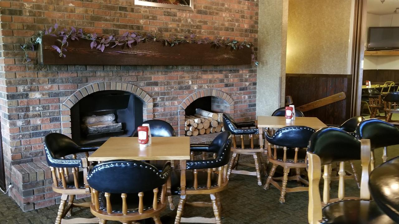 Alexander House Motel Park River 外观 照片