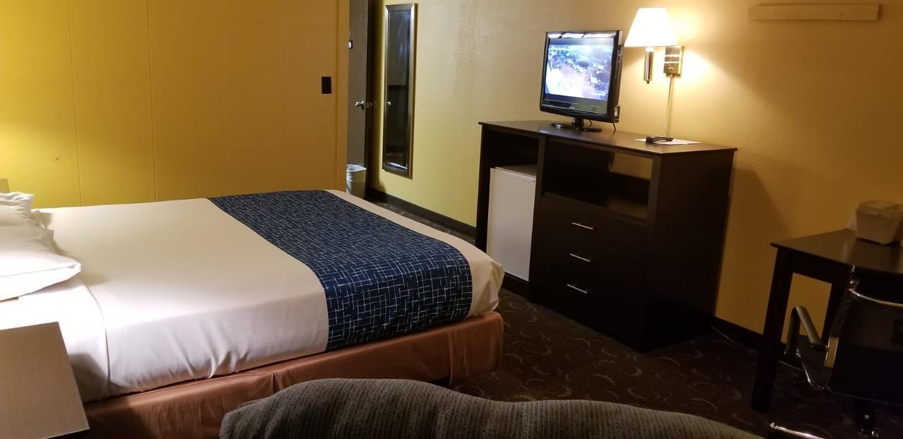 Alexander House Motel Park River 外观 照片